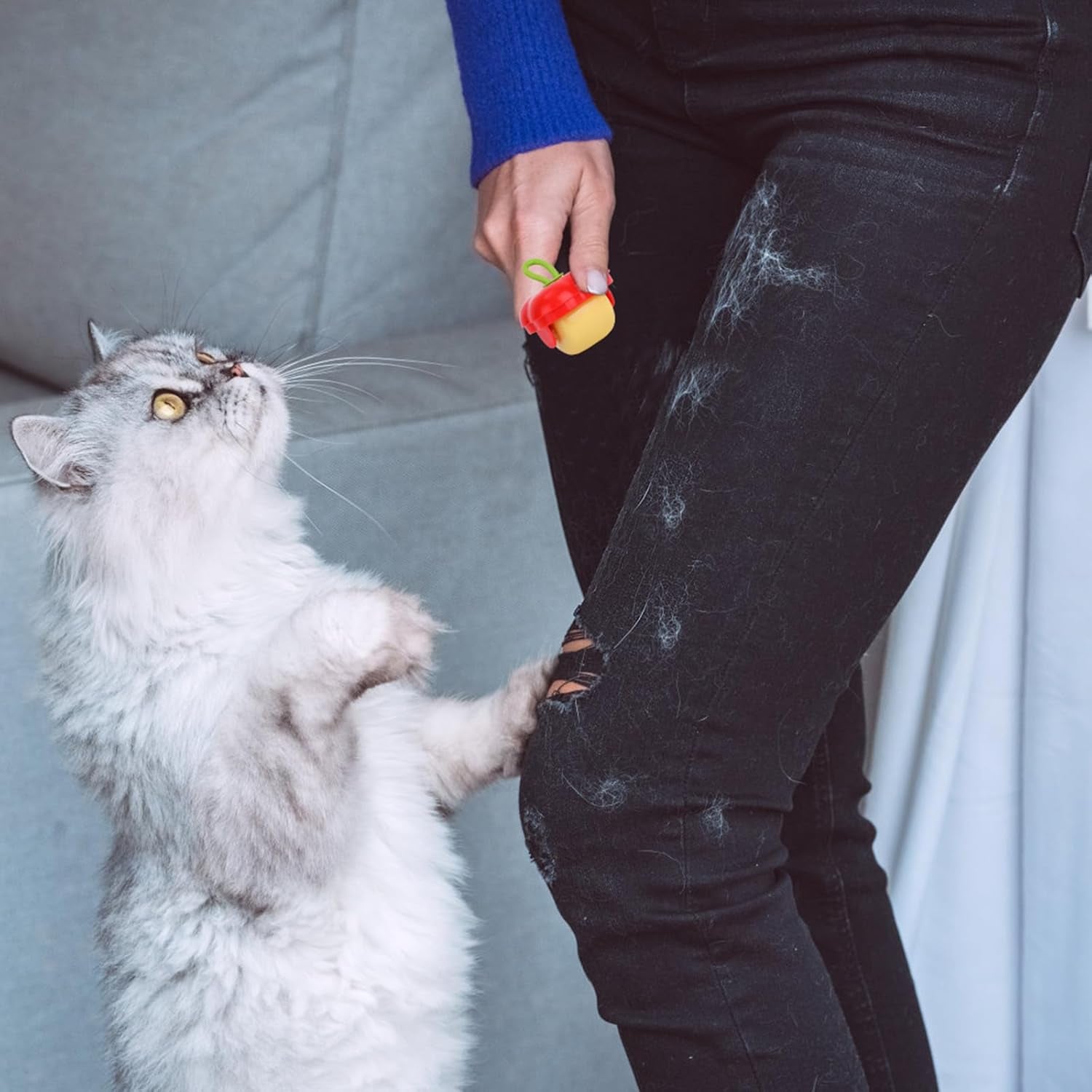 2Pcs Mini Portable Lint Rollers, Portable Travel Size Lint Roller Reusable Small Pet Hair Removal Tool for Cleaning Clothes Dust Debris Washable Sticky Remover Roller for Travel Household